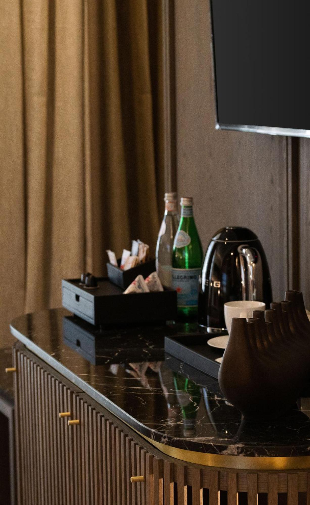 เดอะ วินสตัน โฮเต็ล โยฮันเนสเบิร์ก Hotel โจฮันเนสเบิร์ก ภายนอก รูปภาพ